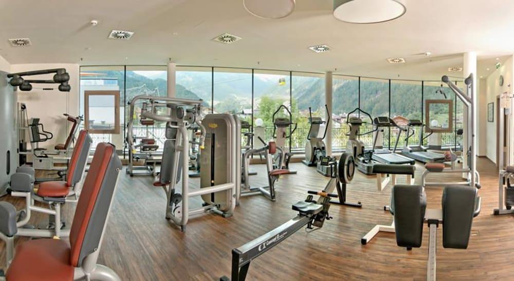 Strass - Sport & Spa Hotel Майргофен Екстер'єр фото
