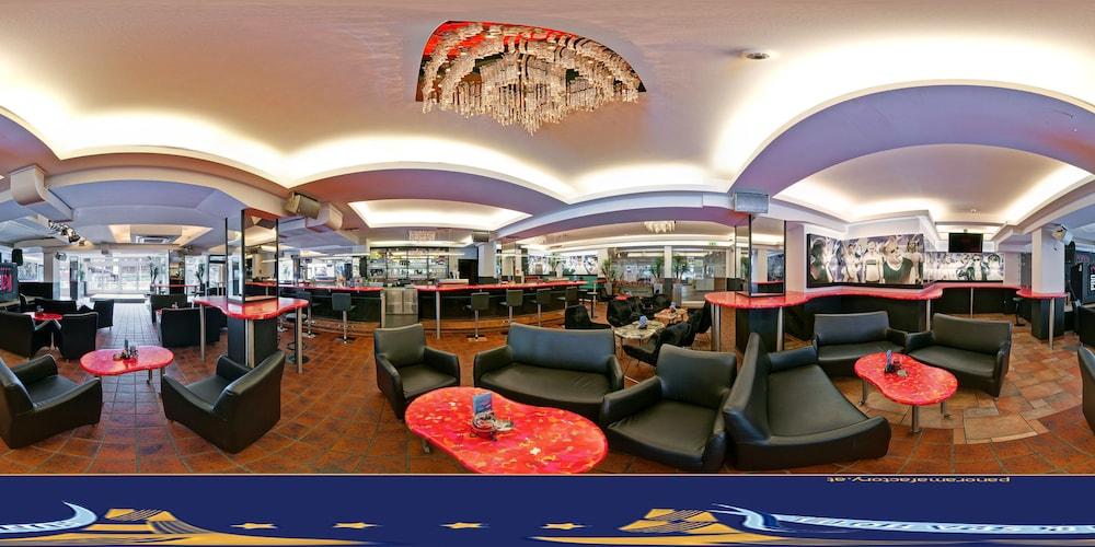 Strass - Sport & Spa Hotel Майргофен Екстер'єр фото